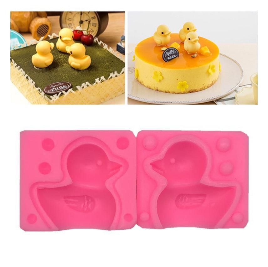 Duck Shaped Silicone Mold Fondue Cake Decorating Tool Candy Cookie Chocolate Mold Kitchen Baking Tool 3D Duck Silicone Mold Rubber Duck Silicone Mold Stevvex