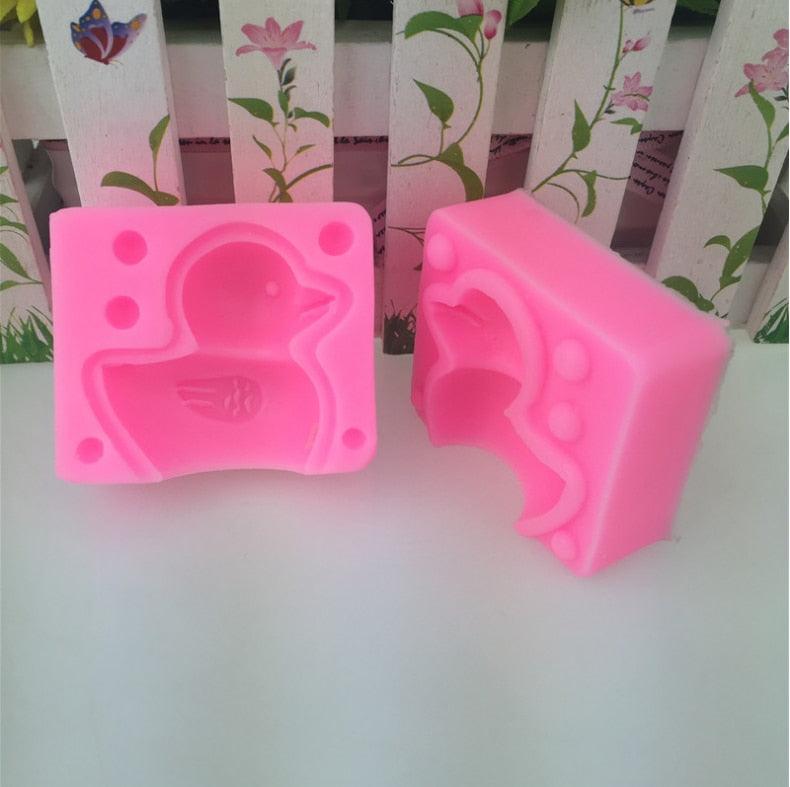 Duck Shaped Silicone Mold Fondue Cake Decorating Tool Candy Cookie Chocolate Mold Kitchen Baking Tool 3D Duck Silicone Mold Rubber Duck Silicone Mold Stevvex