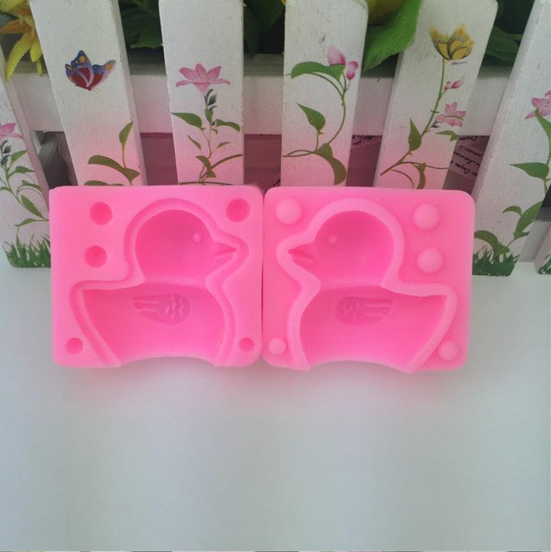 Duck Shaped Silicone Mold Fondue Cake Decorating Tool Candy Cookie Chocolate Mold Kitchen Baking Tool 3D Duck Silicone Mold Rubber Duck Silicone Mold Stevvex