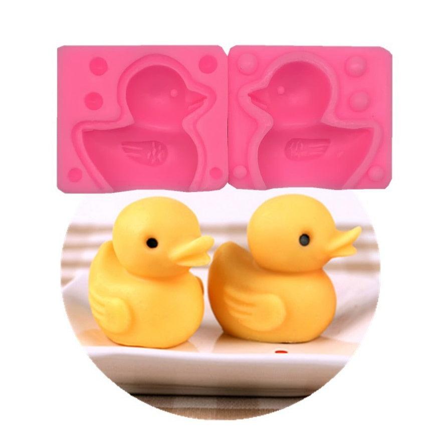 Duck Shaped Silicone Mold Fondue Cake Decorating Tool Candy Cookie Chocolate Mold Kitchen Baking Tool 3D Duck Silicone Mold Rubber Duck Silicone Mold Stevvex