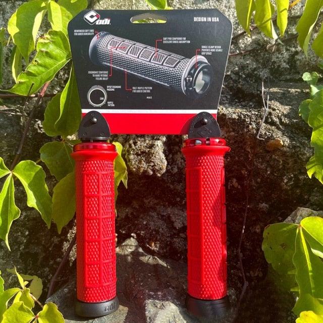 Durable Handlebar Grips Lock Ring Bike Handle Durable Wearable Bicycle Grips Single Lock-On Mountain Bike Grips Bicycle Handlebar Locking Grips Non-Slip Multi Colors Simple Design Handle Grips Stevvex