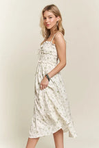 Smocked Floral Sweetheart Neck Cami Summer Dress For Women – Romantic Floral Cami Dress with Sweetheart Neckline & Ruffled Details for Spring & Summer Events