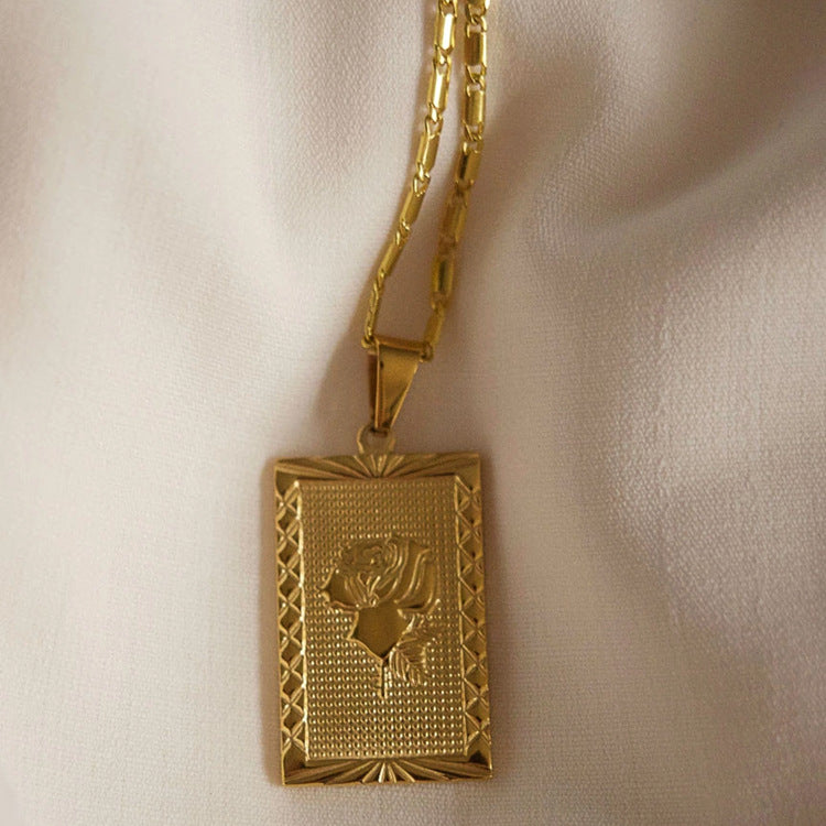 Gold Geo Floral Necklace Pi-Mart