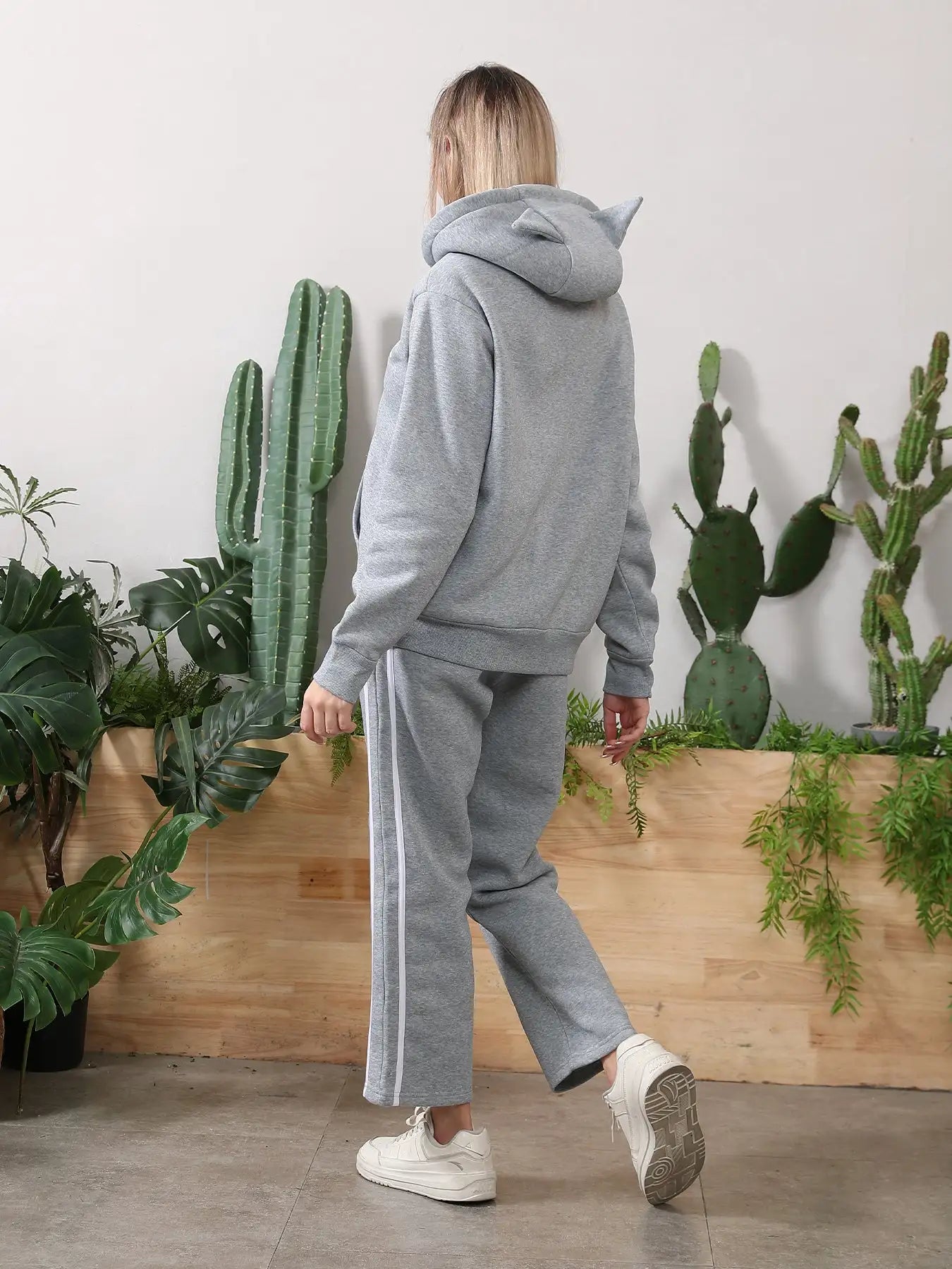 Women's Long Sleeved Hoodie Set - SJB-DIAMOND ELITES