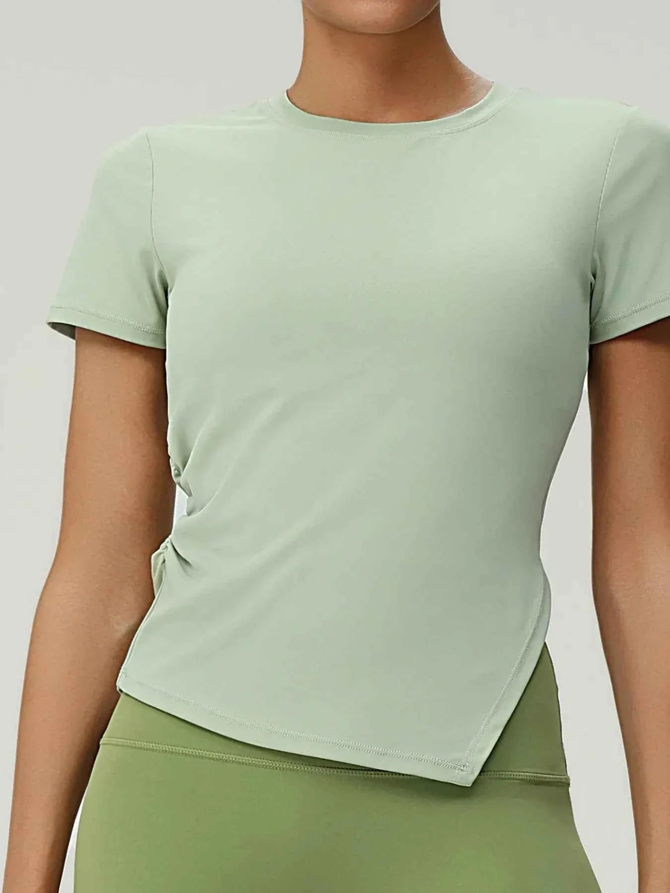 ActiveEase Plus Slit Tee THRIXINE