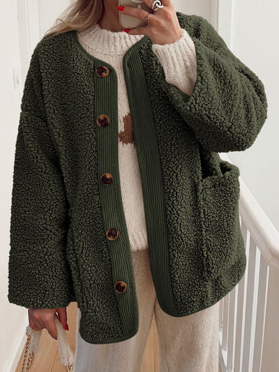 Modern Cozy Women Luxuriously Cozy Contrast Button Up Sherpa Jacket with Pockets For Fall & Winter Stevvex