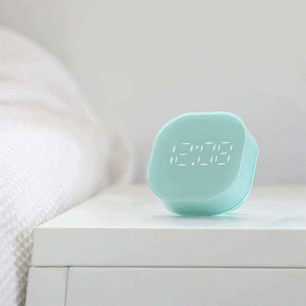 Electronic Square Silent Bedside Alarm Clock Intelligent Temperature Sensing Magnetic Attraction Desk Clock Mini Battery Operated Alarm Clock  Home Decor Stevvex