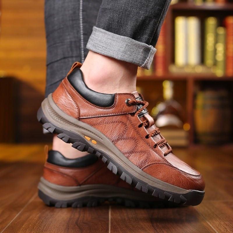 Elegant Black Leather Mens Business Boots Platform Winter Sneakers Without Lace Safety Shoe Quick-Drying Tactical Shoe Comfortable Sneaker Hiker Lightweight Ankle Motorcycle Mountain Running Short Boot Stevvex