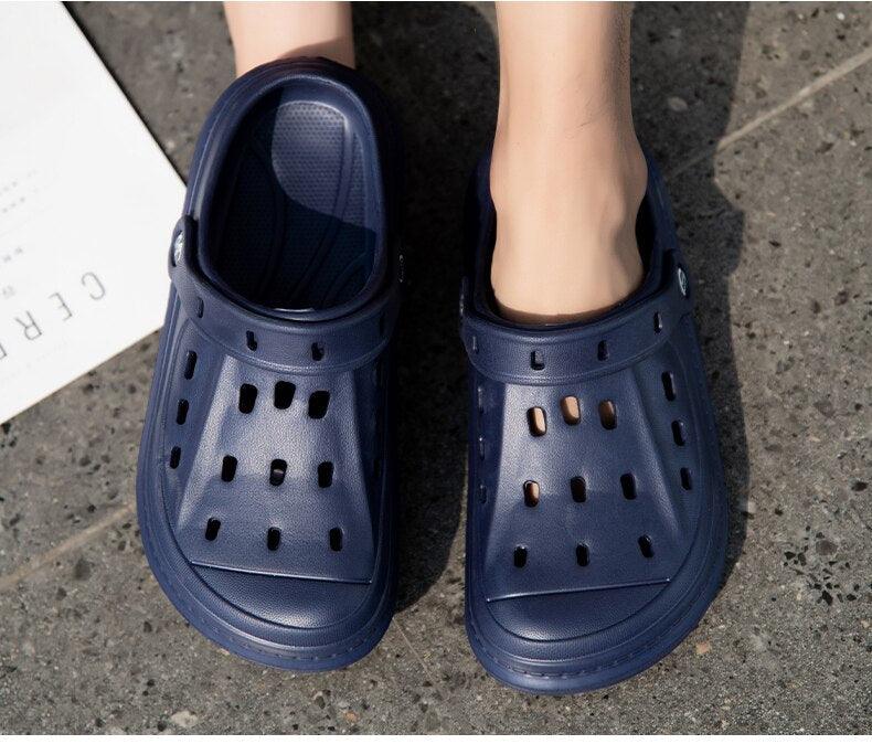 Elegant Black Mens Summer Clogs Shoes Couples Soft Thick Sole Beach Shoes Black Garden Sandals Unisex Garden Clogs Shoes Summer Slip On Sandals For Mens Stevvex