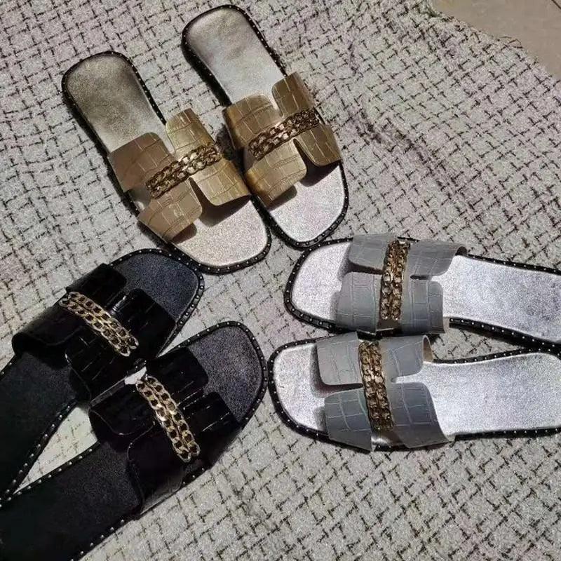 Elegant Black Women Chain Flip Flops Luxury Design  Sandal Women Outdoor Slippers Casual Style Sandals Stevvex