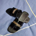 Elegant Black Women Chain Flip Flops Luxury Design  Sandal Women Outdoor Slippers Casual Style Sandals Stevvex