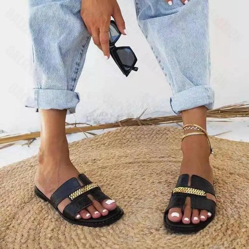 Elegant Black Women Chain Flip Flops Luxury Design  Sandal Women Outdoor Slippers Casual Style Sandals Stevvex