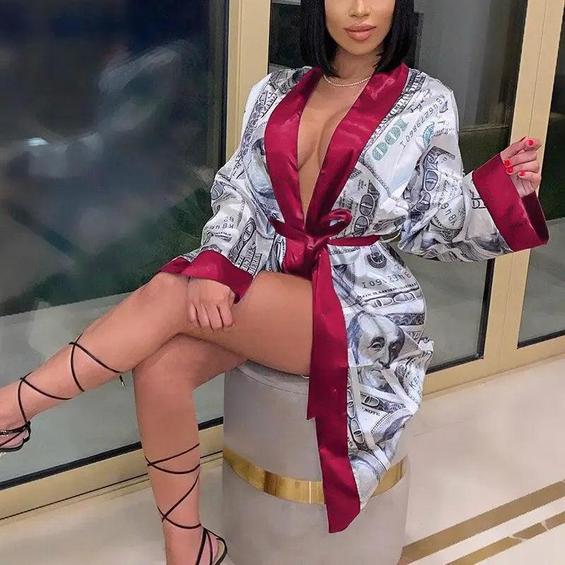 Elegant Women Indoor Robes Modern Design Bathrobes Ladies Long Sleepwear Soft And Comfortable Womens Bathrobes Stevvex