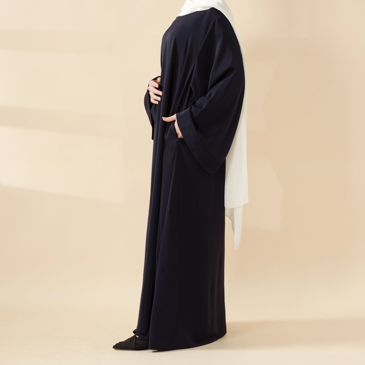 Essential Premium Loose Fit Abaya 2-Piece Set with Versatile Pockets (MA120)