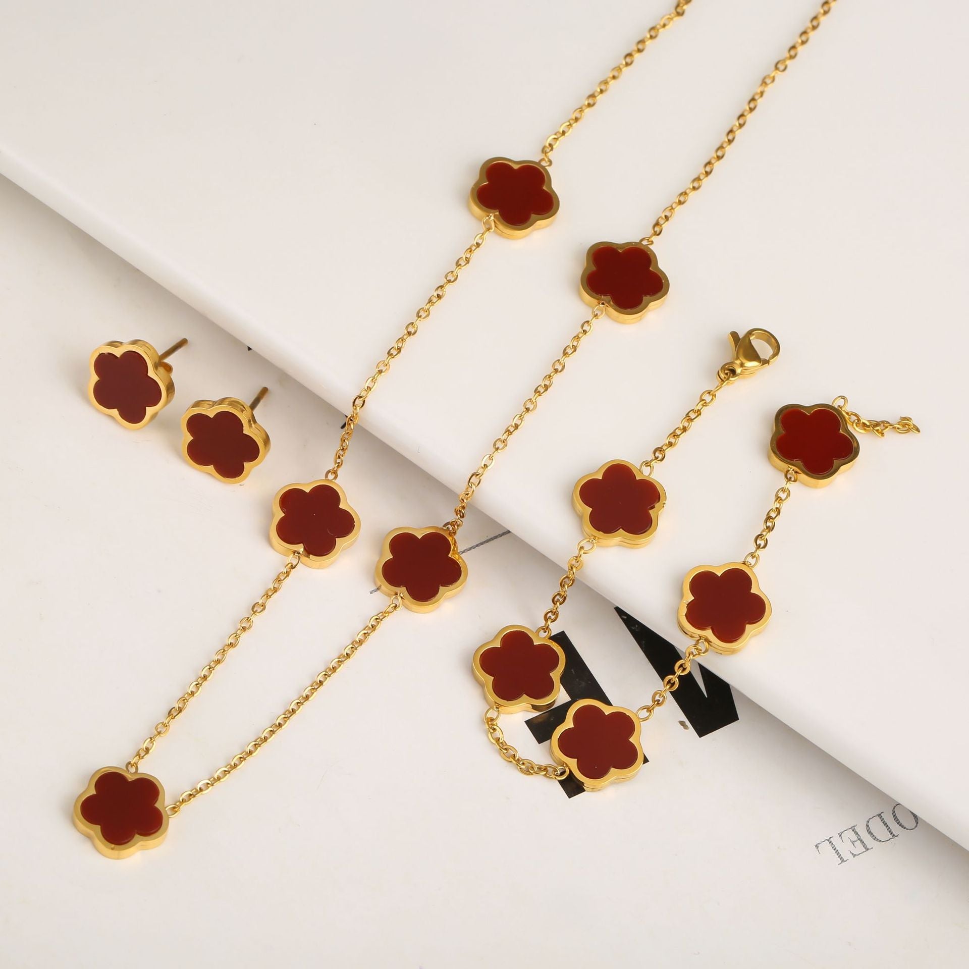 New Stainless Steel Plant Fritillary Five Leaf Petals Earring Bracelet Necklace Jewelry Set Women Cross-border Hot Selling Lot Pi-Mart