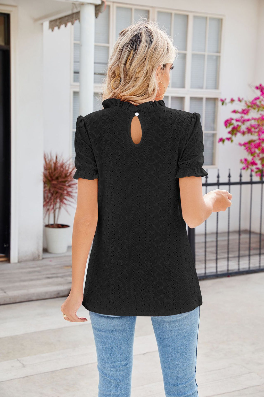 New Fashion Lacework Round Neck Top Summer Puff Sleeves Hollow Design Loose Pleated T-shirt For Womens Clothing Pi-Mart