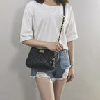 Mini crossbody purse women, spring and summer women's bags popular fashion versatile diamond chain crossbody bag,