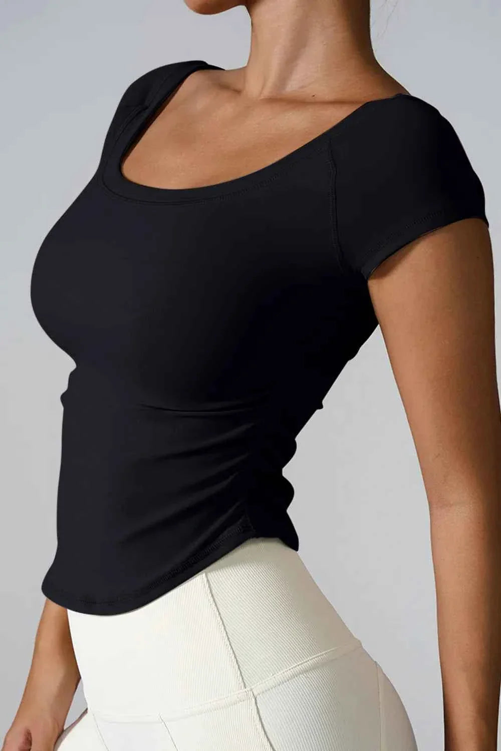 Round Neck Short Sleeve Active T-Shirt THRIXINE