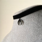 Black Crescent Moon Necklace Pi-Mart