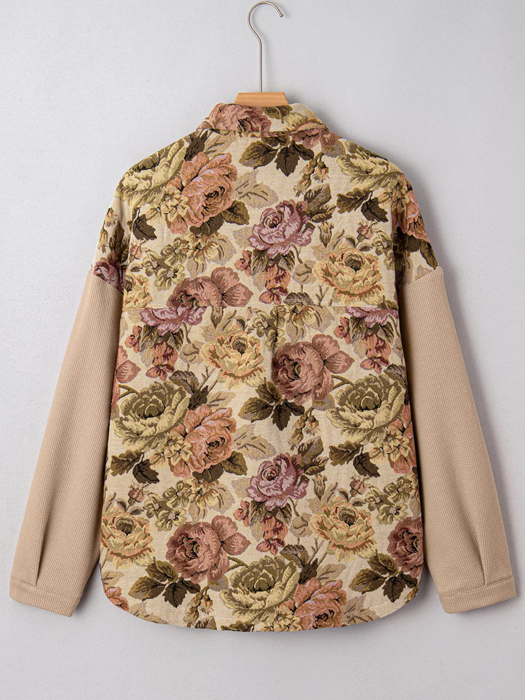 FloraKnit Buttoned Jacket: Cozy Style with Pockets