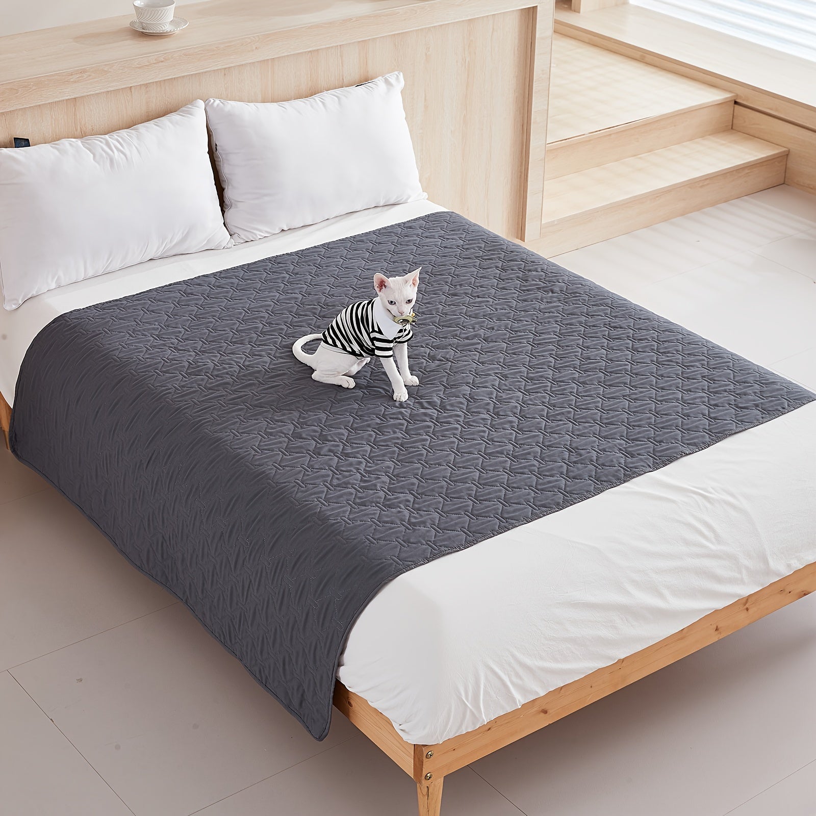 1pc Waterproof Pet Bed Cover, Waterproof Dog Bed Mattress, Urine Proof And Dog And Cat Sleeping Blanket Sofa Pad, Machine Washable