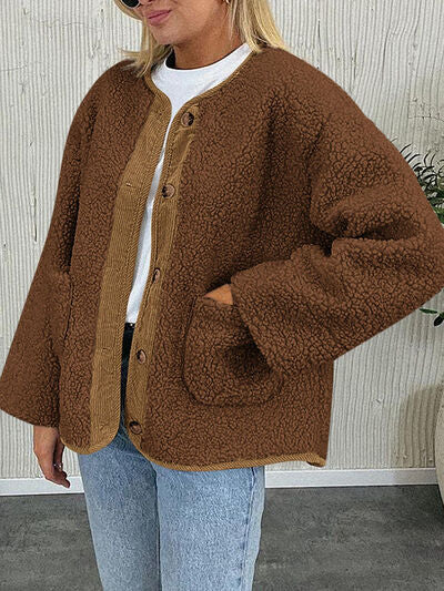 Modern Cozy Women Luxuriously Cozy Contrast Button Up Sherpa Jacket with Pockets For Fall & Winter Stevvex