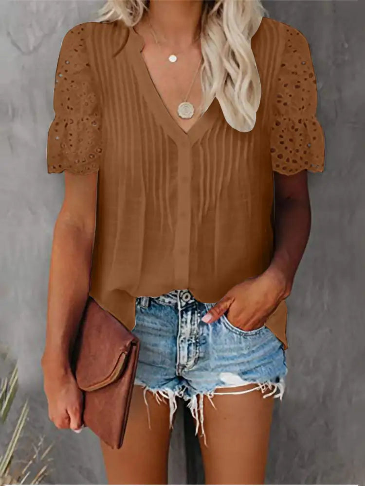 Shirt with Lace and V-neck Emily Pi-Mart
