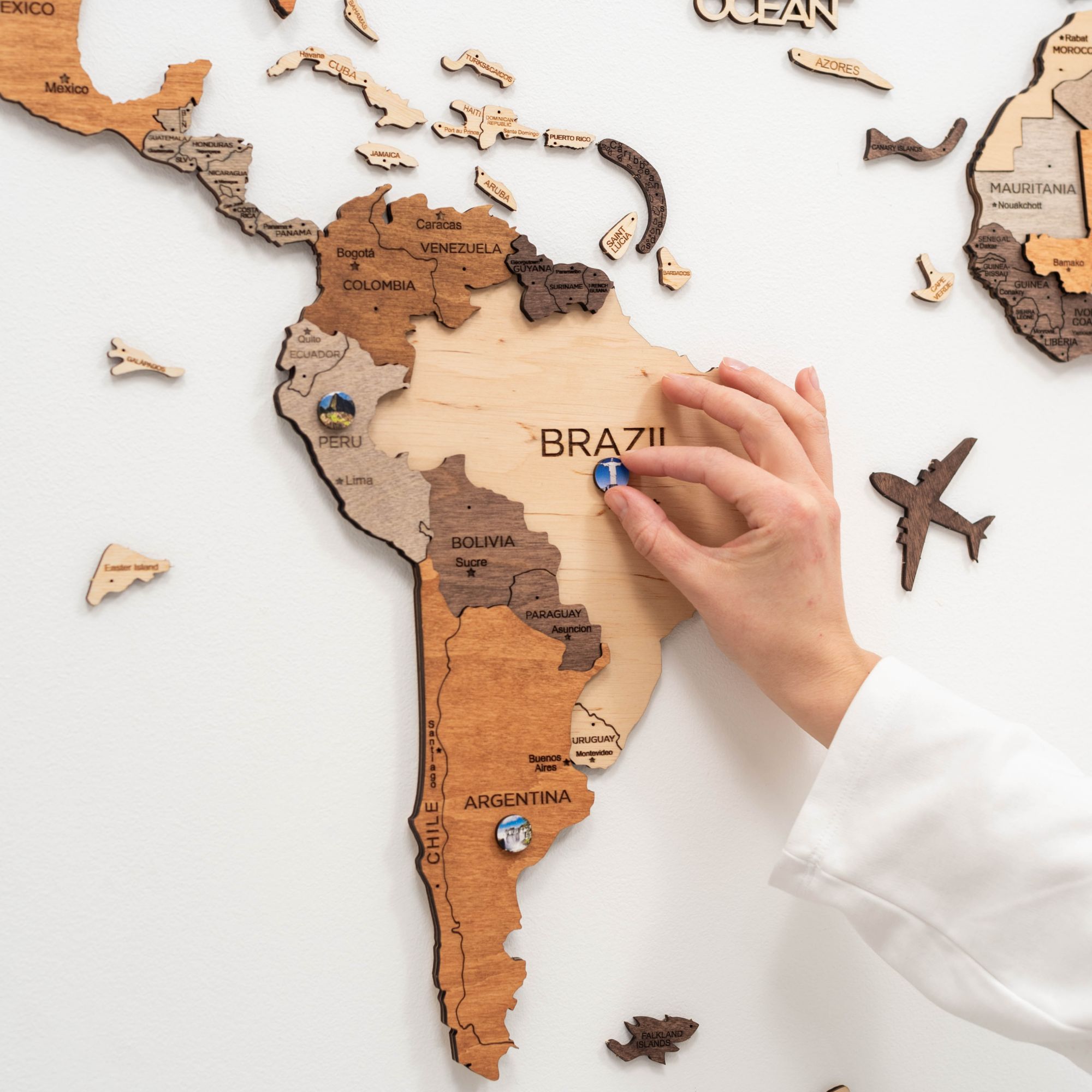 Wooden World Landmarks Pins Enjoy The Wood