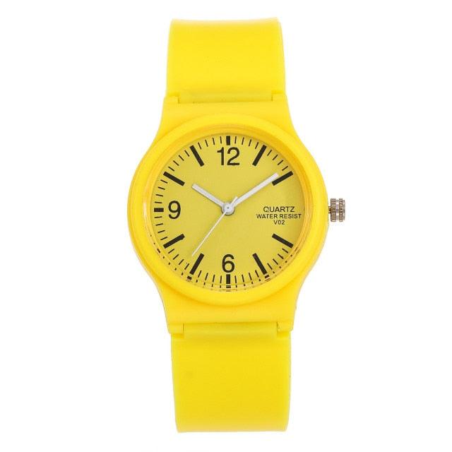 Fashion Casual Environmental Friendly Silicone Childrens Quartz Fashion Watches Retro Classic Analog Time Teacher Young Girls Teen Wrist Watch With Colorful Silicone Band For Valentine’s Day Stevvex