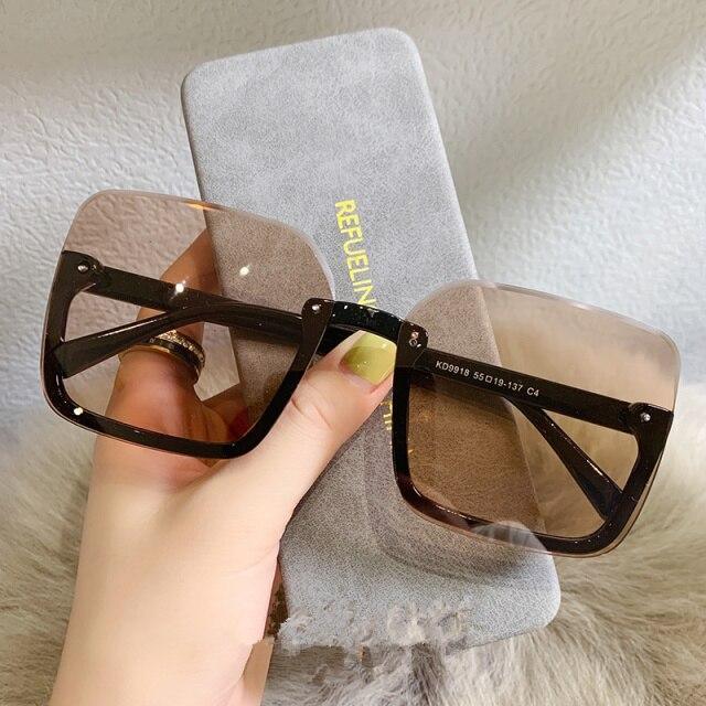 Fashion Design Women Square Sunglasses Big Frame Style Oversized Fashionable Sun Glasses For Men Popular Trendy Style Sunglasses UV400 Protection Sun Glasses Stevvex