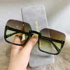 Fashion Design Women Square Sunglasses Big Frame Style Oversized Fashionable Sun Glasses For Men Popular Trendy Style Sunglasses UV400 Protection Sun Glasses Stevvex
