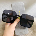 Fashion Design Women Square Sunglasses Big Frame Style Oversized Fashionable Sun Glasses For Men Popular Trendy Style Sunglasses UV400 Protection Sun Glasses Stevvex