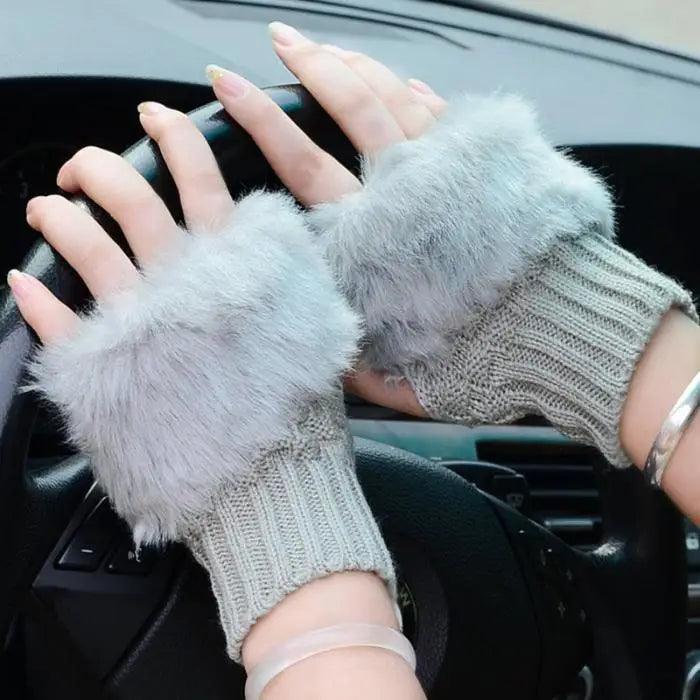 Fashion Fingerless Warm Wool Knitted Classic Fur Half One Size Finger Gloves For Women Cute Soft And Comfortable Trendy Fashion Stretchy Gloves For Women Stevvex