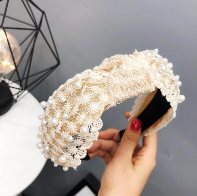 Fashion Girls Pearl Hairband White Black Lace Headband Women Artificial Pearls Hair Hoop Middle Knot Hair Accessories Gorgeous Hair Accessories For Women Stevvex