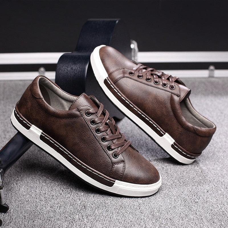 Fashion Leather Mens Shoes Soft High Quality Mens Casual Shoes Flat Footwear Classic Black White Men Fashion Walking Shoes Comfortable Modern Design Stevvex