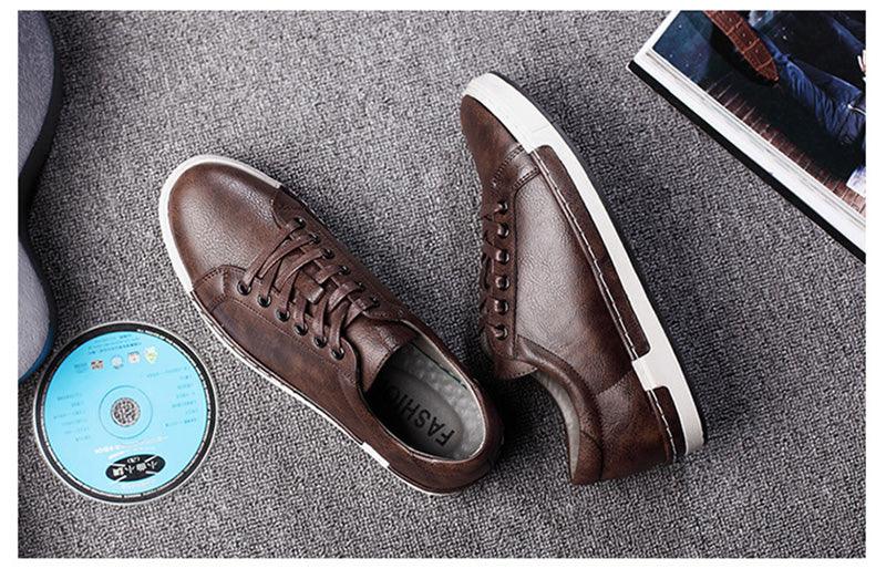 Fashion Leather Mens Shoes Soft High Quality Mens Casual Shoes Flat Footwear Classic Black White Men Fashion Walking Shoes Comfortable Modern Design Stevvex