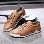 Fashion Leather Mens Shoes Soft High Quality Mens Casual Shoes Flat Footwear Classic Black White Men Fashion Walking Shoes Comfortable Modern Design Stevvex