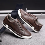 Fashion Leather Mens Shoes Soft High Quality Mens Casual Shoes Flat Footwear Classic Black White Men Fashion Walking Shoes Comfortable Modern Design Stevvex