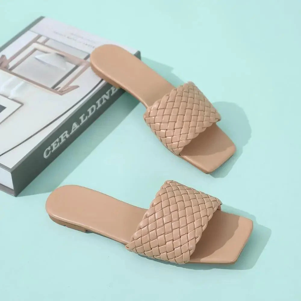Fashion Outdoor Charming Open-Toe Women Slippers Casual Beach Flip Flops Women Comfortable Sandals Stevvex