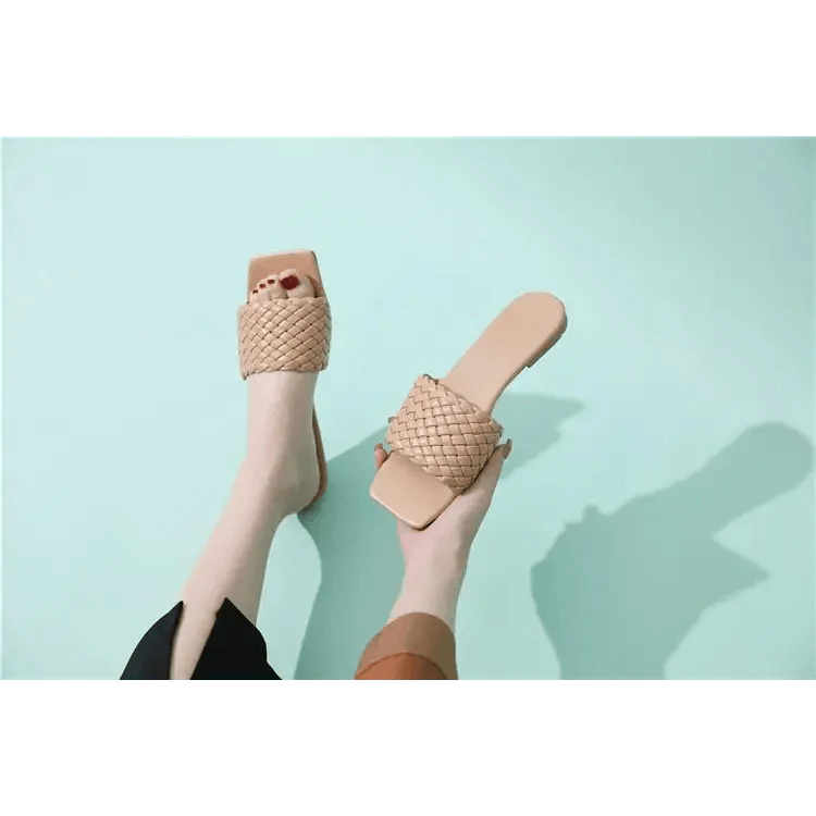 Fashion Outdoor Charming Open-Toe Women Slippers Casual Beach Flip Flops Women Comfortable Sandals Stevvex