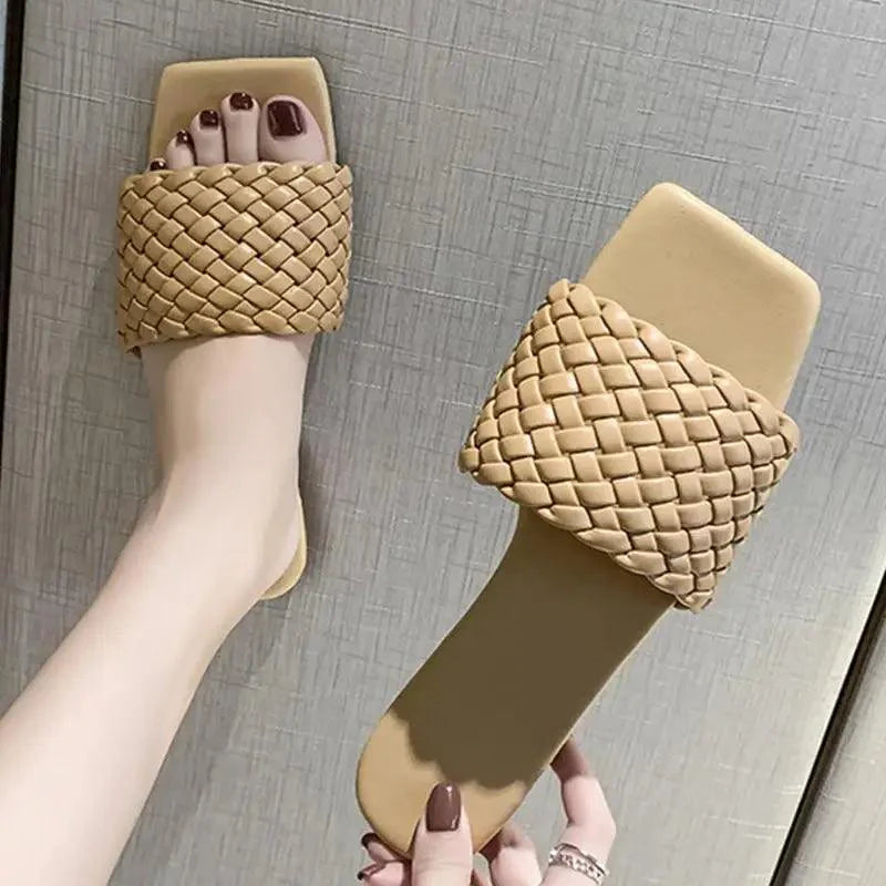 Fashion Outdoor Charming Open-Toe Women Slippers Casual Beach Flip Flops Women Comfortable Sandals Stevvex