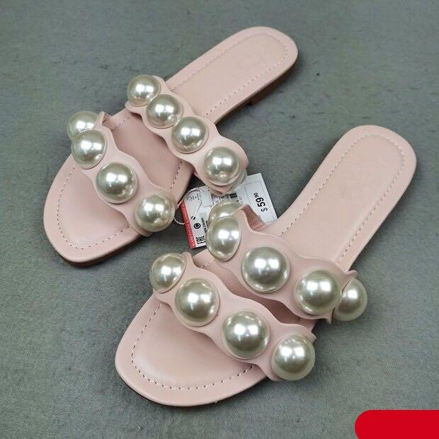Fashion Party Dresses Shoes Pearl Sandals Flat Women Flip Flops Casual Beach Flat Slippers Dressy Flat Sandals With Pearls Slip On Summer Beach Bridal Shoes Stevvex