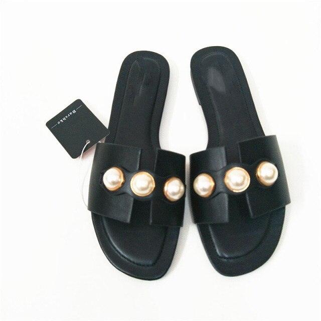 Fashion Party Dresses Shoes Pearl Sandals Flat Women Flip Flops Casual Beach Flat Slippers Dressy Flat Sandals With Pearls Slip On Summer Beach Bridal Shoes Stevvex