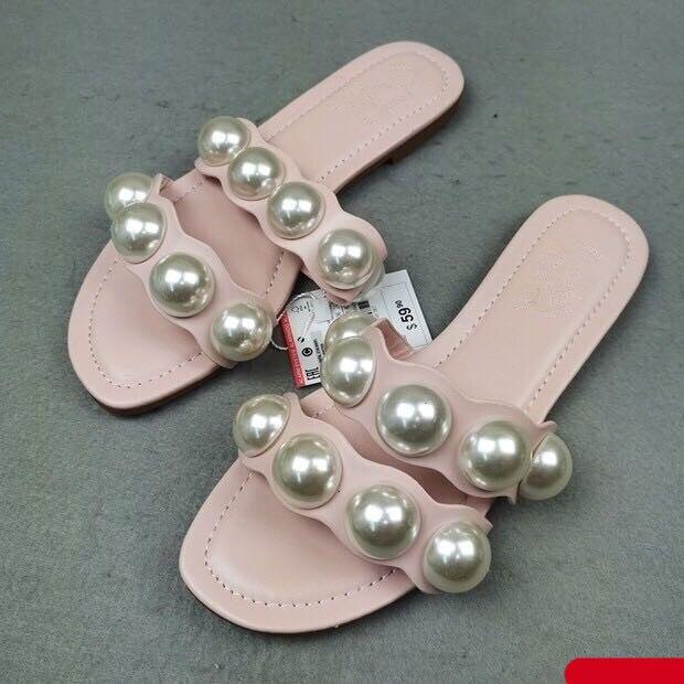Fashion Party Dresses Shoes Pearl Sandals Flat Women Flip Flops Casual Beach Flat Slippers Dressy Flat Sandals With Pearls Slip On Summer Beach Bridal Shoes Stevvex