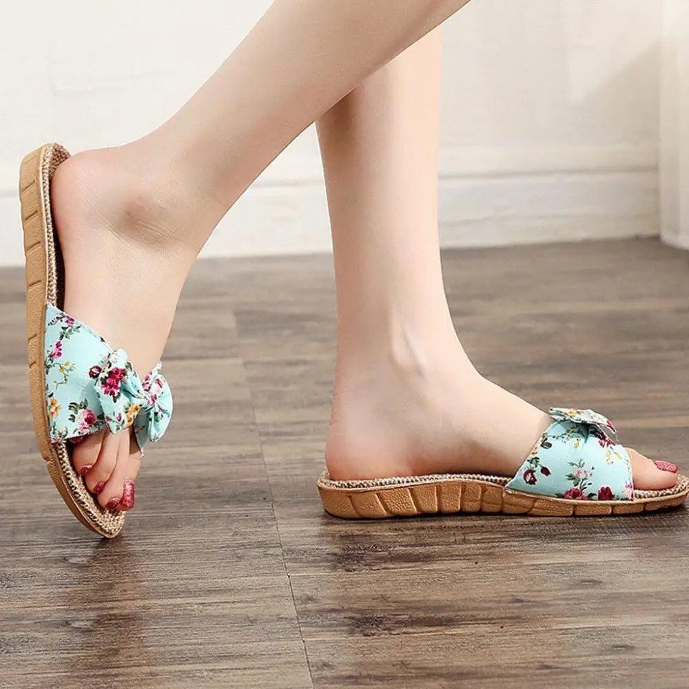 Fashion Woman Beach Floral Pattern Butterfly Knot Slippers Unique Flat Flip Flops Design For Women Outdoor Home Slippers Stevvex
