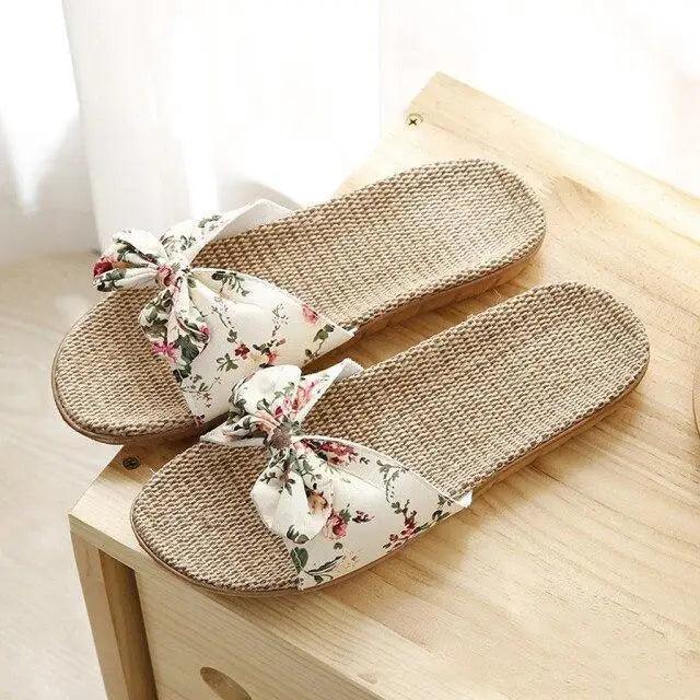 Fashion Woman Beach Floral Pattern Butterfly Knot Slippers Unique Flat Flip Flops Design For Women Outdoor Home Slippers Stevvex