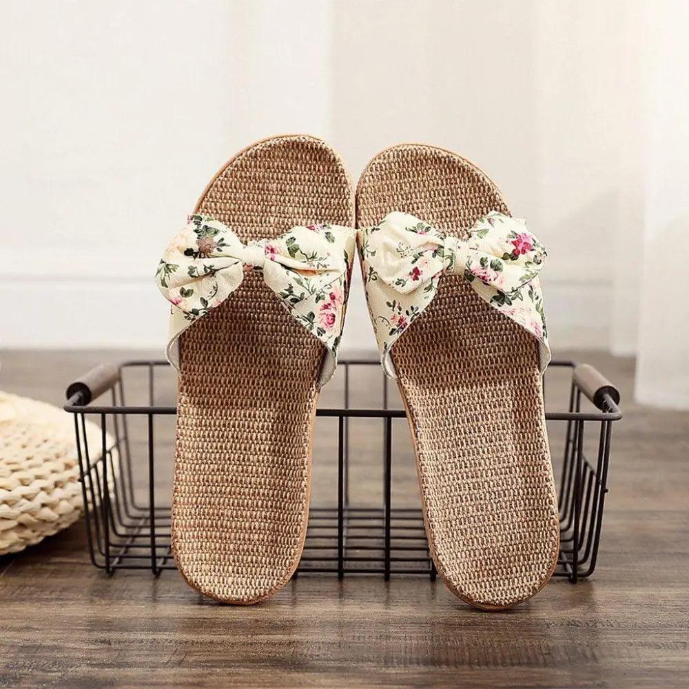 Fashion Woman Beach Floral Pattern Butterfly Knot Slippers Unique Flat Flip Flops Design For Women Outdoor Home Slippers Stevvex