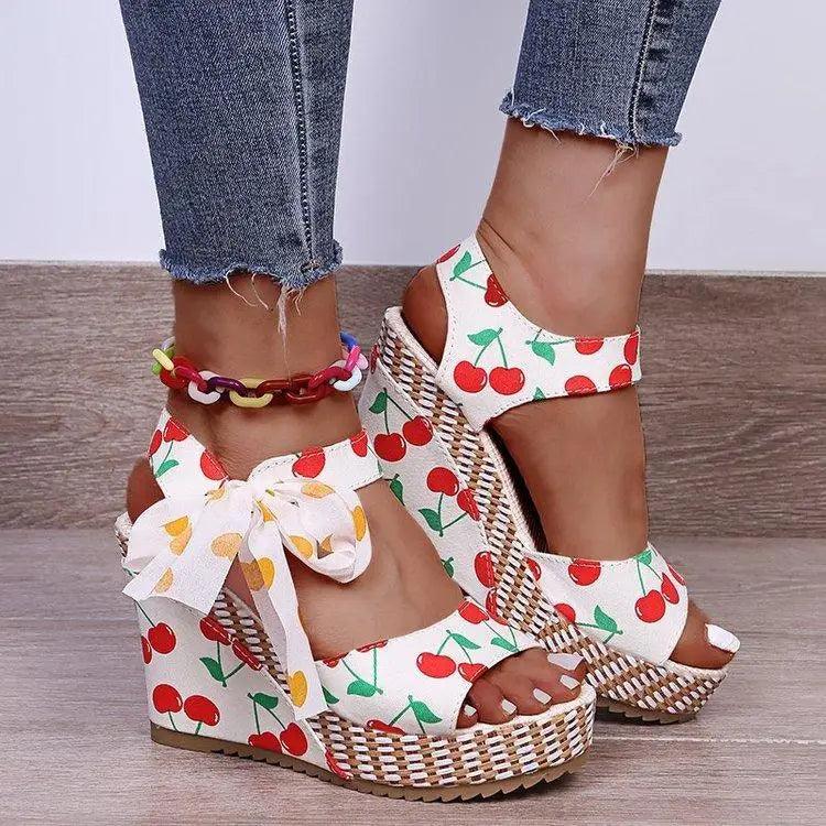 Fashion Women Sandals Luxury Design Elegant High Quality Materials Stylish Womens Summer Sandals Stevvex