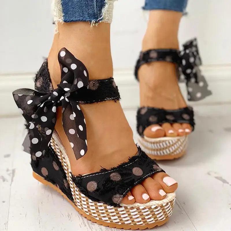 Fashion Women Sandals Luxury Design Elegant High Quality Materials Stylish Womens Summer Sandals Stevvex