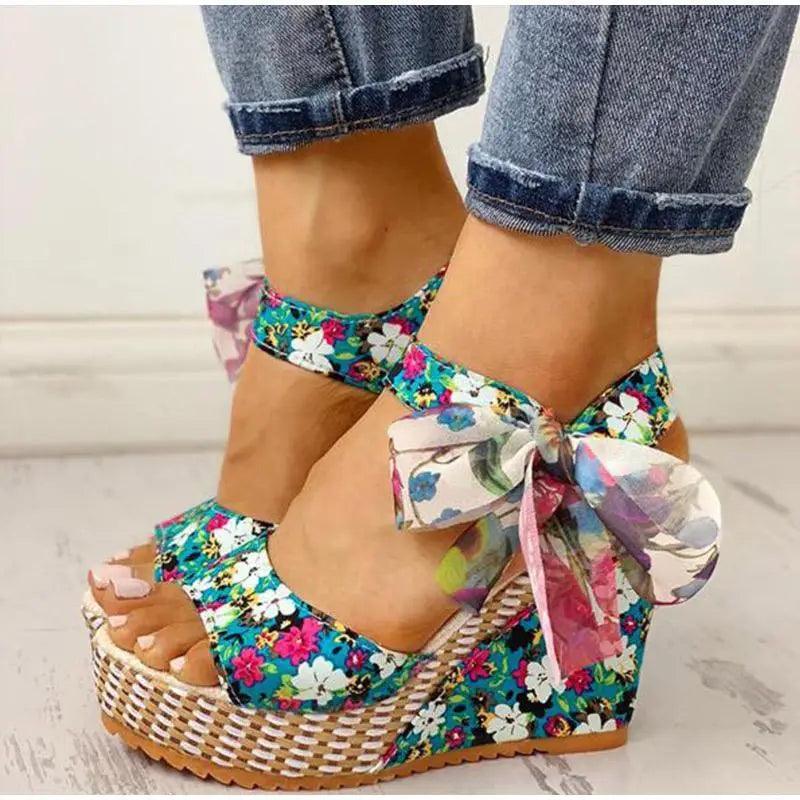 Fashion Women Sandals Luxury Design Elegant High Quality Materials Stylish Womens Summer Sandals Stevvex